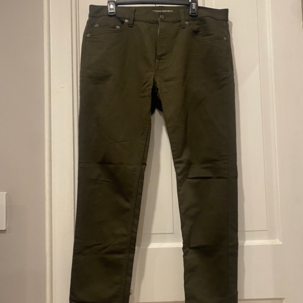 Mens Deep Green Banana Republic Traveler Pants